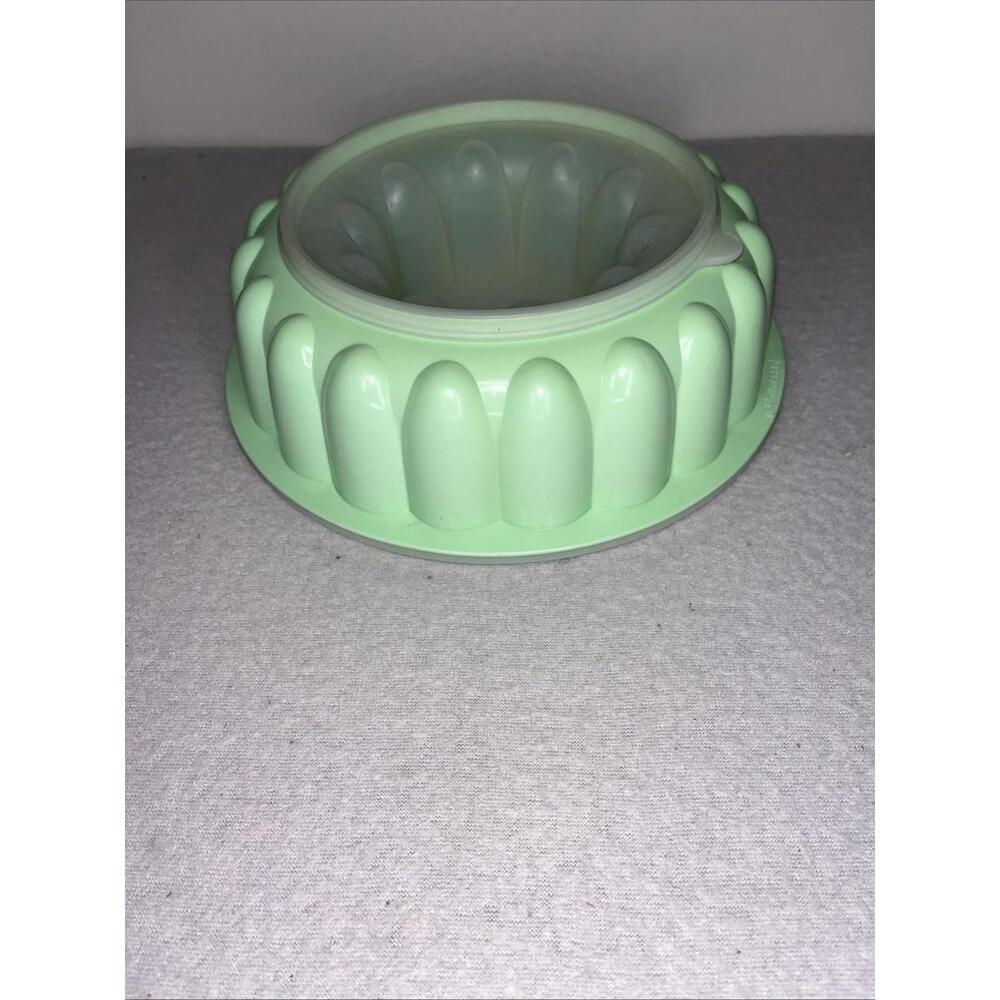 Vintage Tupperware Gelatin Mold Dessert Ring Mint Green
